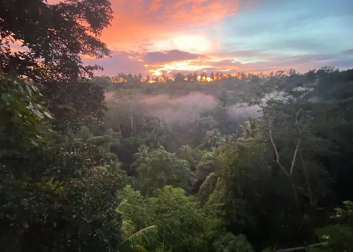 D'Tepi Ubud House